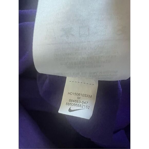 Purple The Nike Tee Dri Fit Short Sleeve V Neck Athletic Cut Women's Medium - Picture 5 of 7